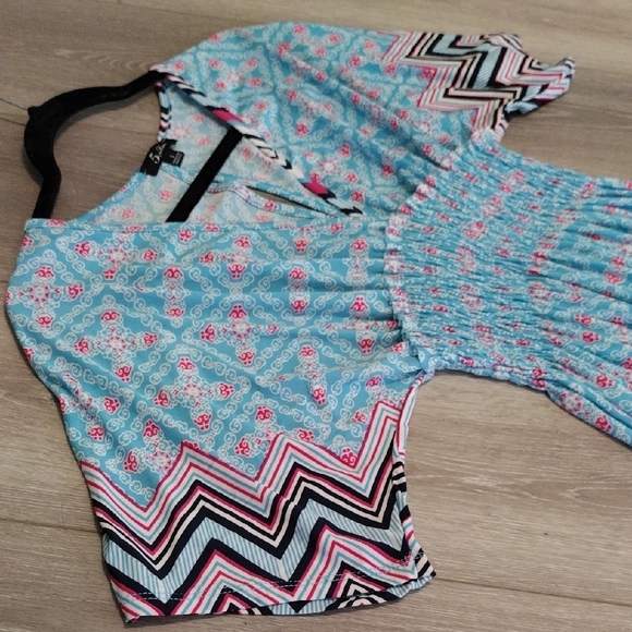 5th & Love Maxi Dress with Chevron Sleeves - Picture 13 of 16